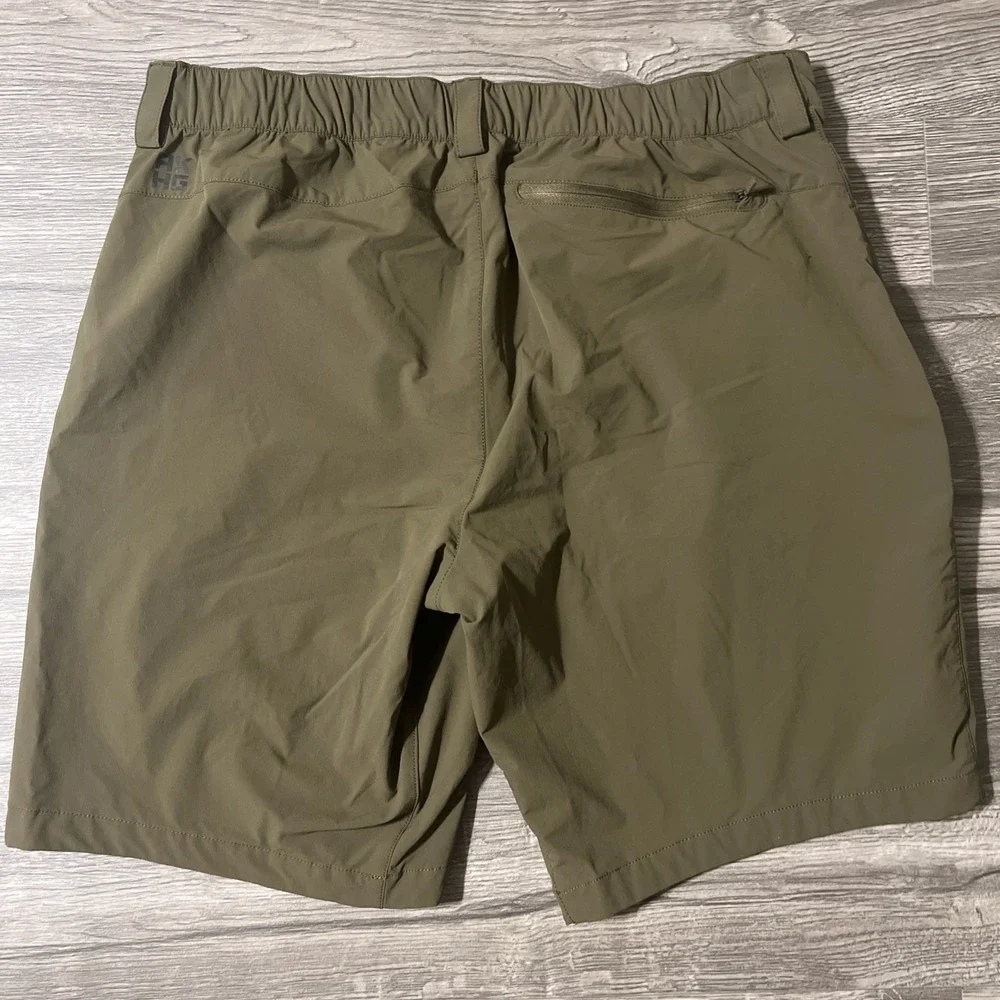 Alaskan Hardgear Army Green Men's Lightweight Nylon Hiking Shorts Size 38x10
